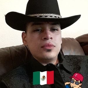 Meet your Posher, Cesar